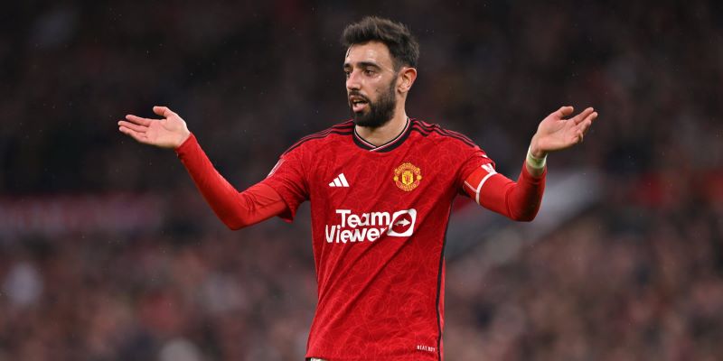 Bruno Fernandes đứng trước sự lựa chọn
